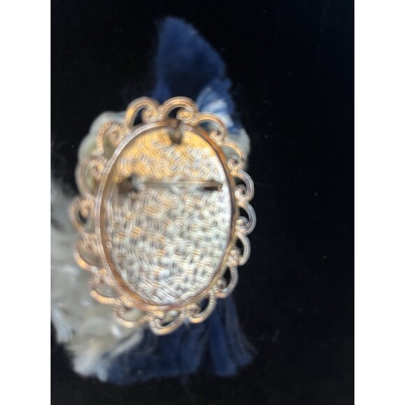 Vintage Flapper Lady Girl Glamour Porcelain Brooch Pin 1980's Blue White - Picture 6 of 6